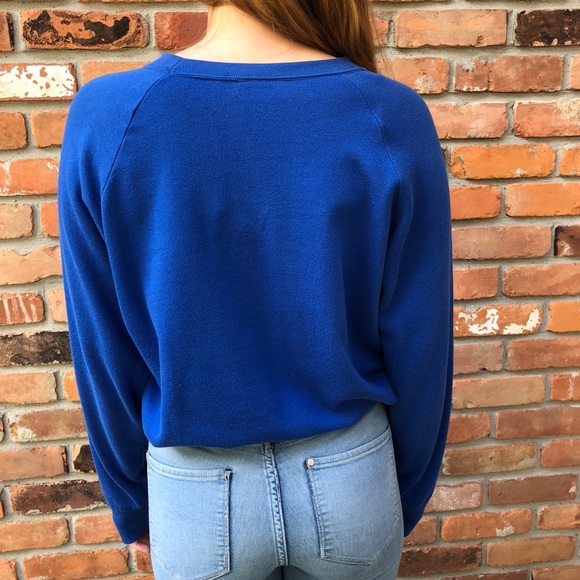 90s Vintage Sweatshirt - Picture 3 of 4